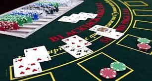 Chat interaktif dan hasil real-time di Live Game Shows